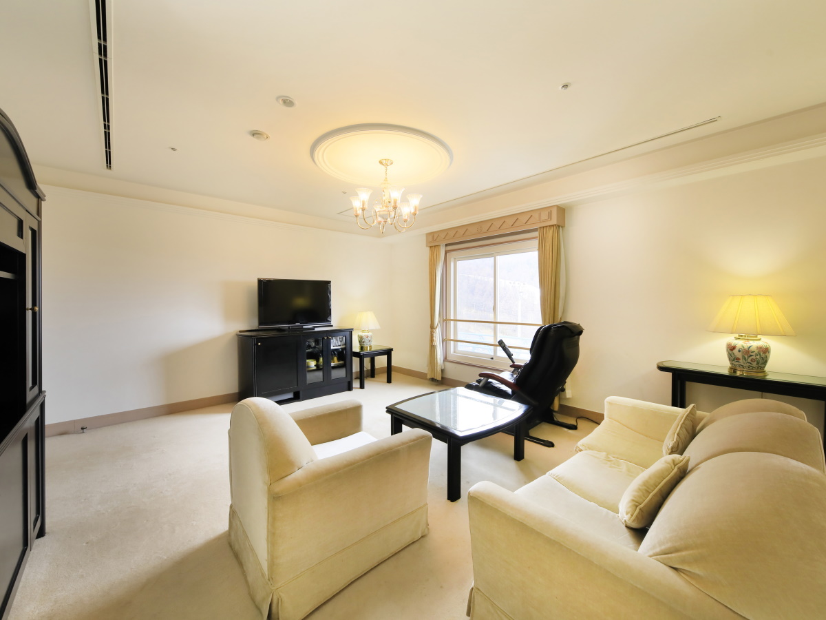 ガトーキングダム1泊2日(2食付)スイートルーム シャトレーゼ ガトーキングダム札幌 宿泊予約プラン・料金一覧JTB